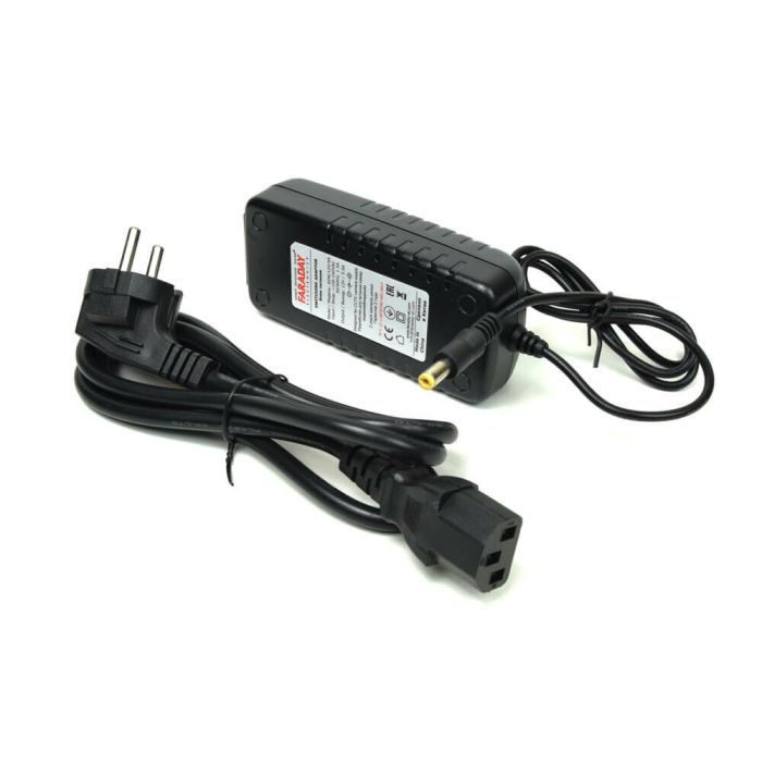 Блок живлення Faraday Electronics 60W/12V/5A (Довжина мережевого кабелю: 1 м, Довжина вихідного кабелю: 0.7 м)