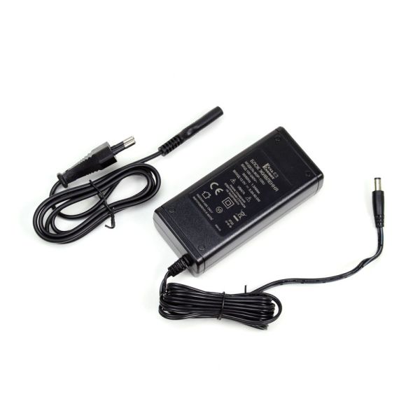 Блок живлення Full Energy BGP-125U 12 В / 5 А (Довжина мережевого кабелю: 0.9 м, Довжина вихідного кабелю: 1.35 м)